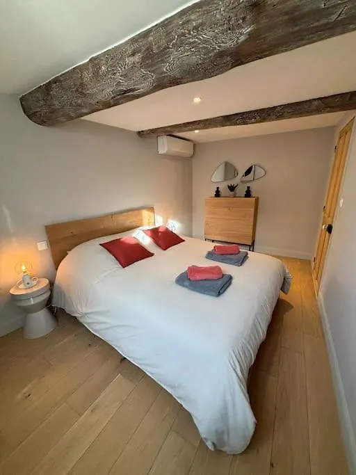 Maison Climatisee Avec Parking Et Rooftop Avignon Semesterbostad