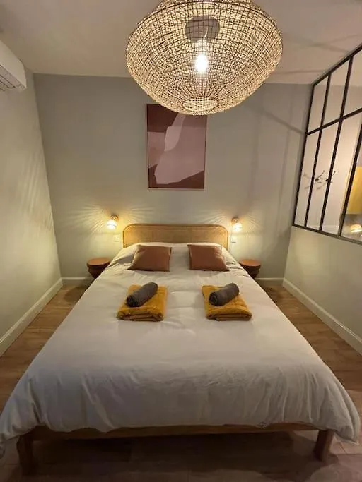 Maison Climatisee Avec Parking Et Rooftop Avignon Semesterbostad